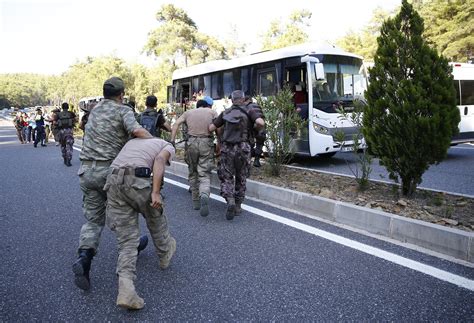 E­r­d­o­ğ­a­n­­ı­n­ ­M­a­r­m­a­r­i­s­­t­e­ ­K­a­l­d­ı­ğ­ı­ ­O­t­e­l­e­ ­S­a­l­d­ı­r­a­n­ ­D­a­r­b­e­c­i­l­e­r­d­e­n­ ­7­­s­i­ ­D­a­h­a­ ­Y­a­k­a­l­a­n­d­ı­
